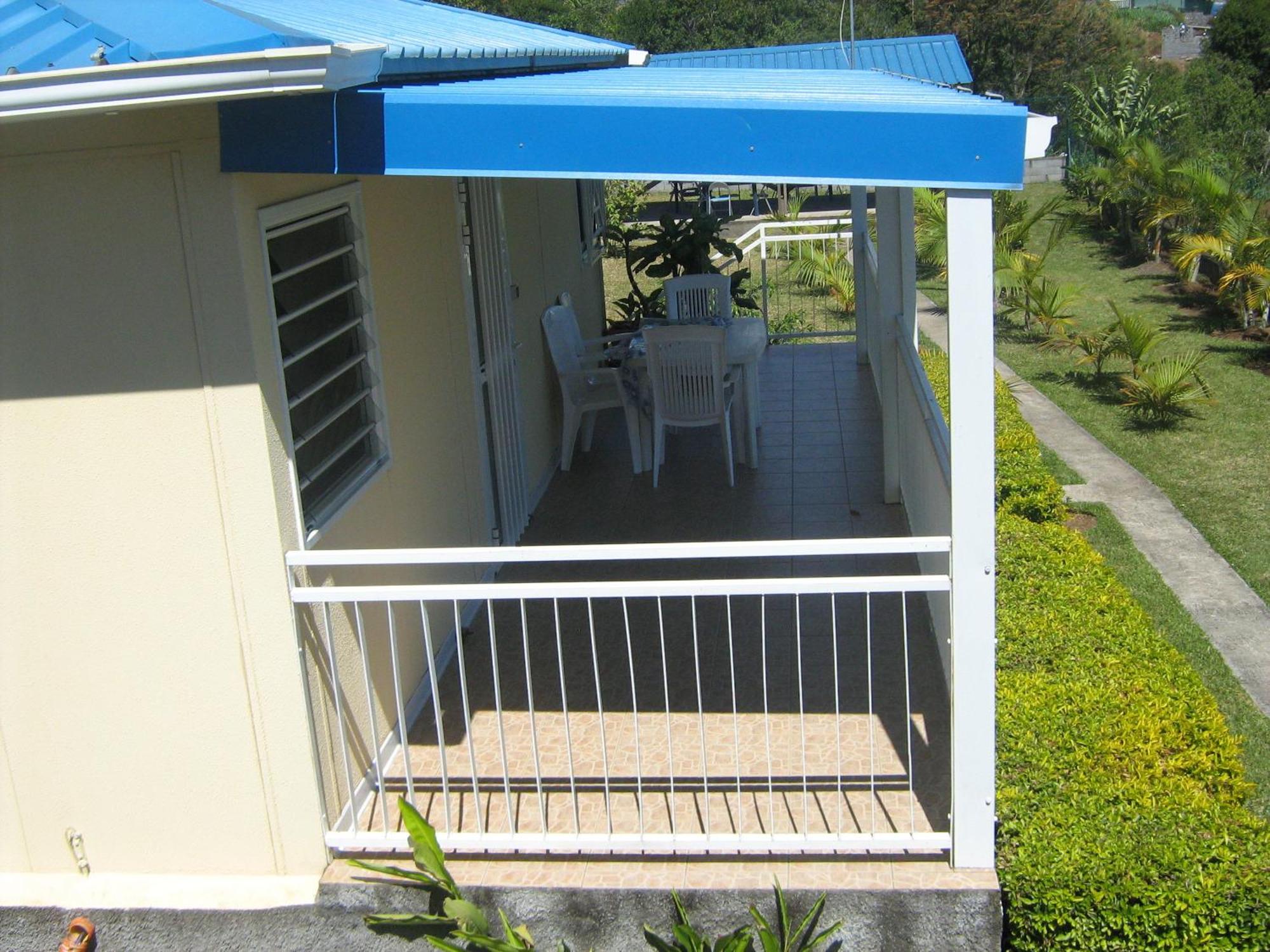 Les Bungalows Du Mont-Auban Sainte Clotilde Exterior photo