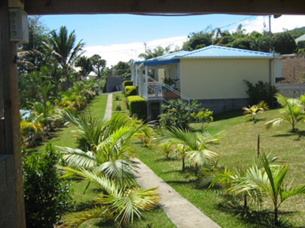 Les Bungalows Du Mont-Auban Sainte Clotilde Exterior photo
